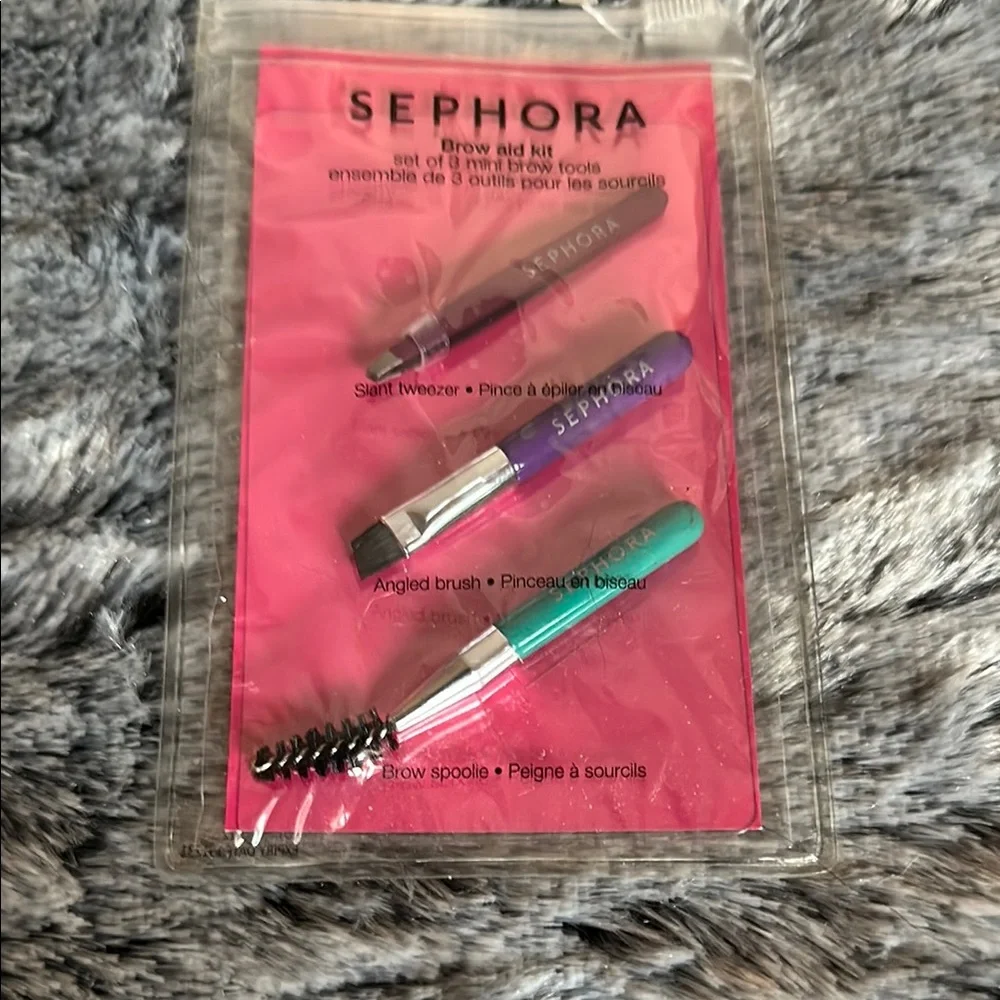 Sephora Mini Brow Aid Kit with Brush, Tweezers, and Spoolie NWT